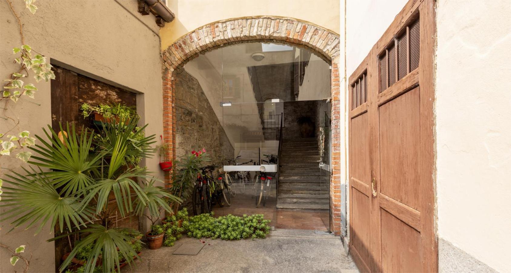 Charming Joivy Flat Next To Duomo Di Como Exterior foto